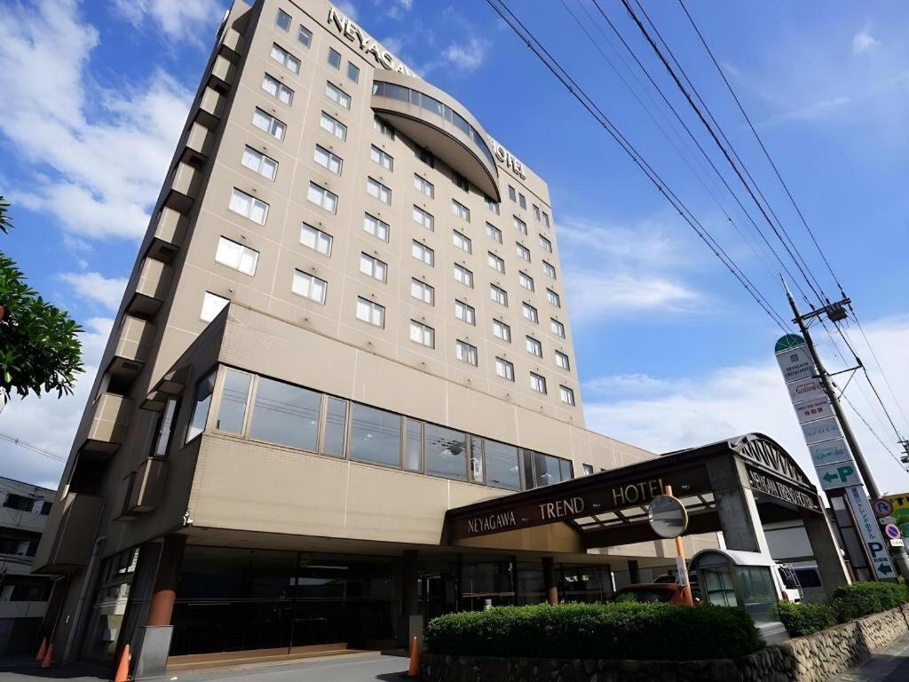 Neyagawa Trend Hotel Osaka Buitenkant foto
