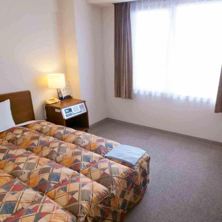 Neyagawa Trend Hotel Osaka Buitenkant foto